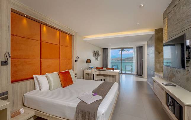 SEA VIEW JACUZZI JUNIOR SUITES Cape Sienna Phuket Gourmet Hotel & Villas Phuket