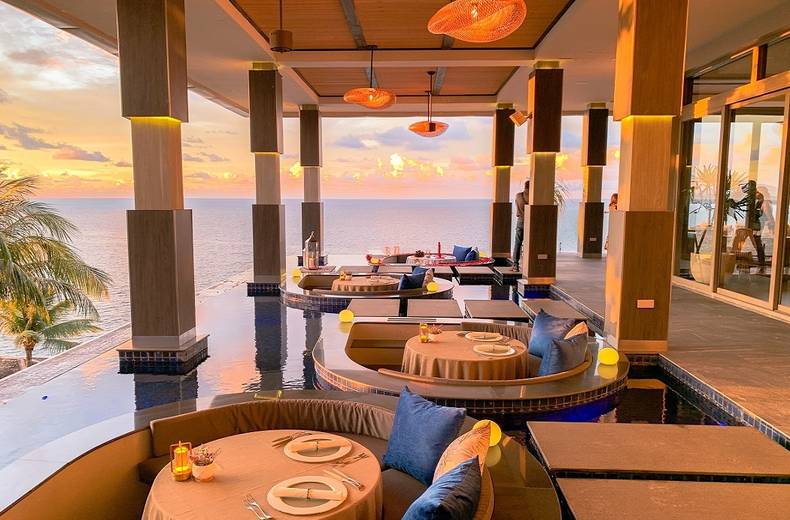 ISOLE RESTAURANT Cape Sienna Phuket Gourmet Hotel & Villas Phuket Isole
Creative, Modern, Island Cuisine
ISOLE (pronounced e-solay, Italian for Islands) celebrates the distinctive island ... Cape Sienna Phuket Gourmet Hotel & Villas Phuket