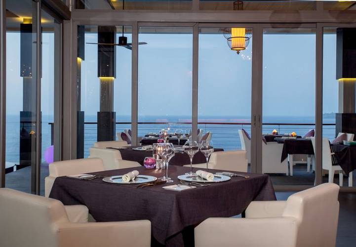 Plum prime steakhouse restaurant Cape Sienna Phuket Gourmet Hotel & Villas