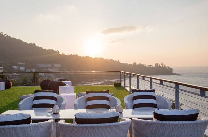 VANILLA SKY BAR & GASTRO PUB Cape Sienna Phuket Gourmet Hotel & Villas Phuket