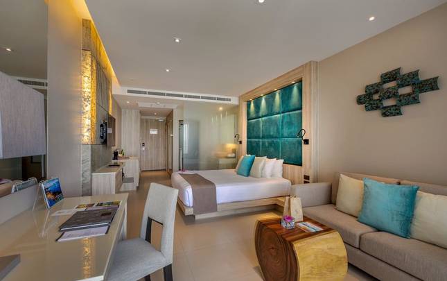 SEA VIEW DELUXE ROOMS Cape Sienna Phuket Gourmet Hotel & Villas Phuket