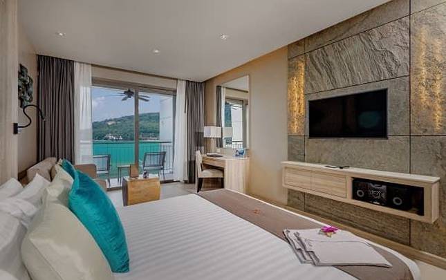 SEA VIEW DELUXE ROOMS Cape Sienna Phuket Gourmet Hotel & Villas Phuket