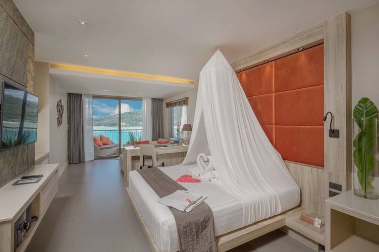 Sea view honeymoon suite Cape Sienna Phuket Gourmet Hotel & Villas