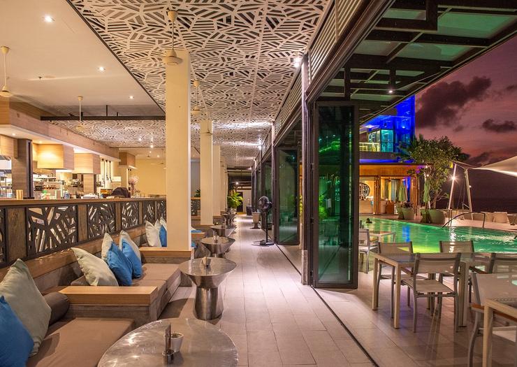 THE POOLSIDE BAR & RESTAURANT Cape Sienna Phuket Gourmet Hotel & Villas THE POOLSIDE BAR & RESTAURANT Cape Sienna Phuket Gourmet Hotel & Villas
