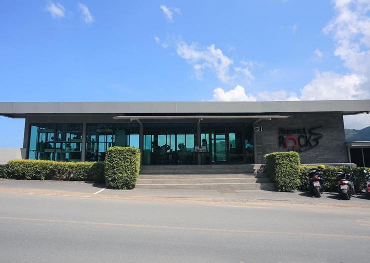 SIENNA ROCKS CAFÉ & POOL CLUB BY THE SEA Cape Sienna Phuket Gourmet Hotel & Villas SIENNA ROCKS CAFÉ & POOL CLUB BY THE SEA Cape Sienna Phuket Gourmet Hotel & Villas