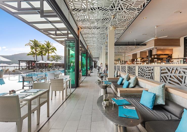 THE POOLSIDE BAR & RESTAURANT Cape Sienna Phuket Gourmet Hotel & Villas THE POOLSIDE BAR & RESTAURANT Cape Sienna Phuket Gourmet Hotel & Villas