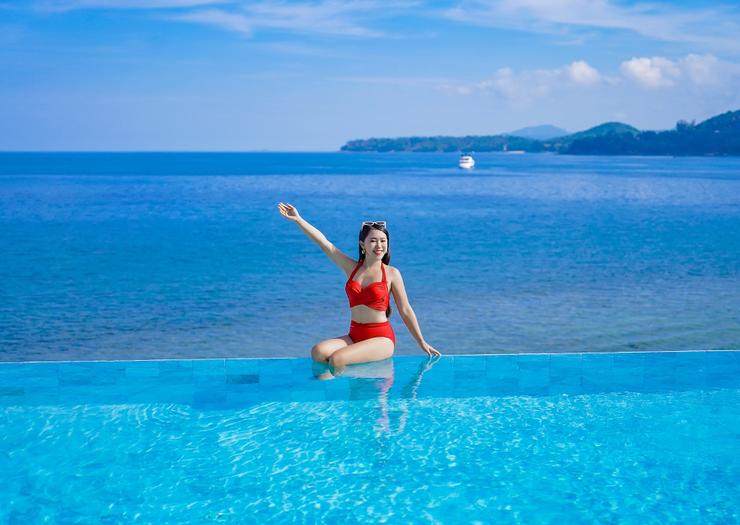 SIENNA ROCKS CAFÉ & POOL CLUB BY THE SEA Cape Sienna Phuket Gourmet Hotel & Villas SIENNA ROCKS CAFÉ & POOL CLUB BY THE SEA Cape Sienna Phuket Gourmet Hotel & Villas