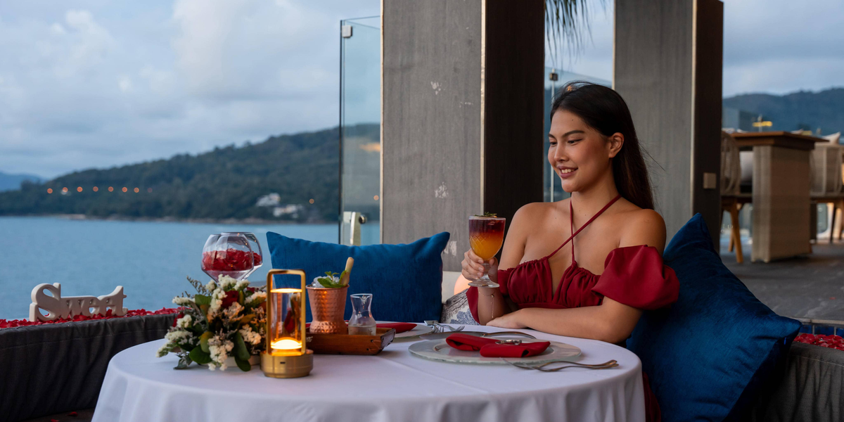 ROMANTIC DINNER @ ISOLE Cape Sienna Phuket Gourmet Hotel & Villas ROMANTIC DINNER @ ISOLE Cape Sienna Phuket Gourmet Hotel & Villas